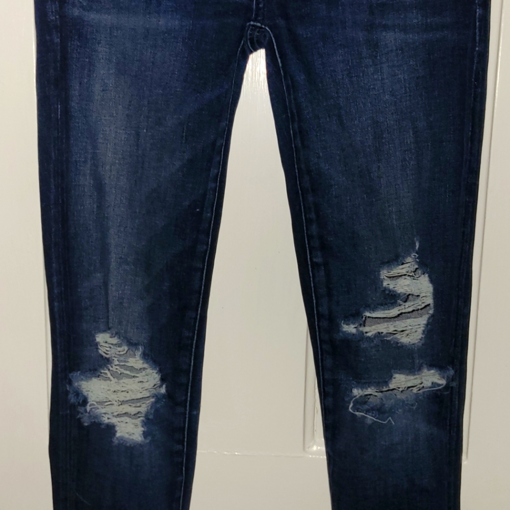 Junior  blue jeans